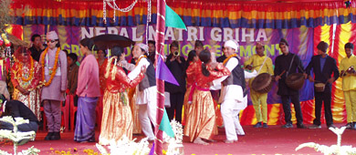 Fest in einer integrativen Sozialschule in Nepal